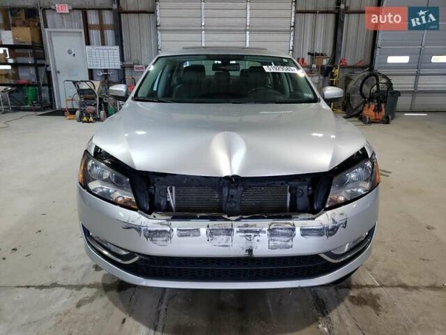 Сірий Фольксваген Пассат, об'ємом двигуна 2 л та пробігом 117 тис. км за 1400 $, фото 4 на Automoto.ua