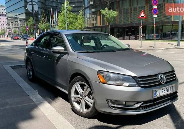 Сірий Фольксваген Пассат, об'ємом двигуна 1.8 л та пробігом 128 тис. км за 11700 $, фото 6 на Automoto.ua