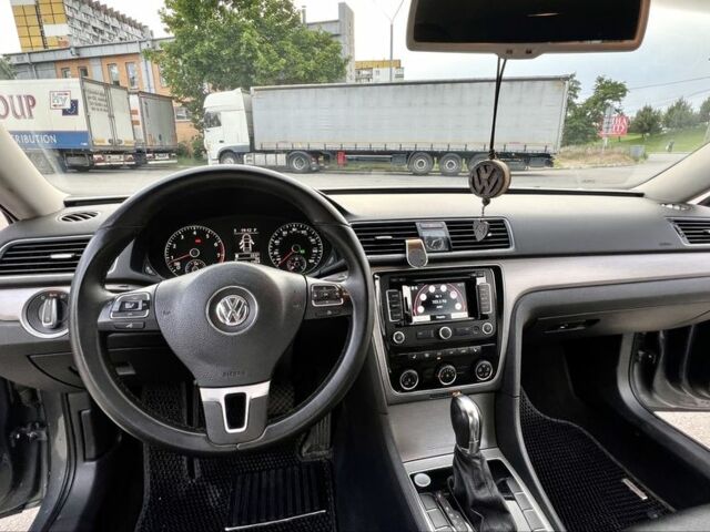 Сірий Фольксваген Пассат, об'ємом двигуна 1.8 л та пробігом 120 тис. км за 11500 $, фото 4 на Automoto.ua