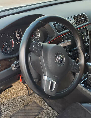 Серый Фольксваген Пассат, объемом двигателя 1.97 л и пробегом 248 тыс. км за 12900 $, фото 31 на Automoto.ua