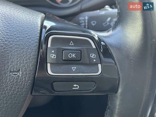 Сірий Фольксваген Пассат, об'ємом двигуна 1.97 л та пробігом 235 тис. км за 13700 $, фото 21 на Automoto.ua