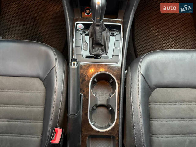 Серый Фольксваген Пассат, объемом двигателя 2 л и пробегом 110 тыс. км за 13200 $, фото 33 на Automoto.ua