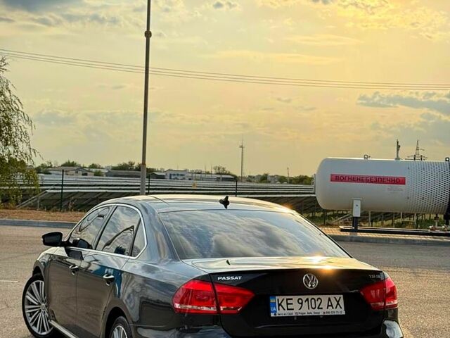 Серый Фольксваген Пассат, объемом двигателя 1.8 л и пробегом 80 тыс. км за 12900 $, фото 1 на Automoto.ua