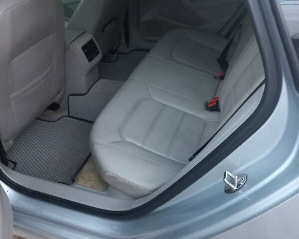 Серый Фольксваген Пассат, объемом двигателя 1.97 л и пробегом 185 тыс. км за 9999 $, фото 12 на Automoto.ua