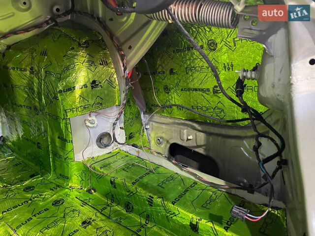 Сірий Фольксваген Пассат, об'ємом двигуна 1.8 л та пробігом 147 тис. км за 14500 $, фото 53 на Automoto.ua