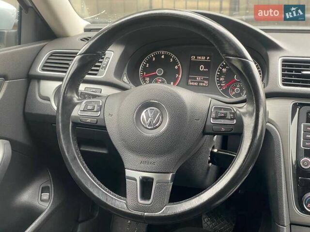 Серый Фольксваген Пассат, объемом двигателя 1.8 л и пробегом 194 тыс. км за 9790 $, фото 13 на Automoto.ua