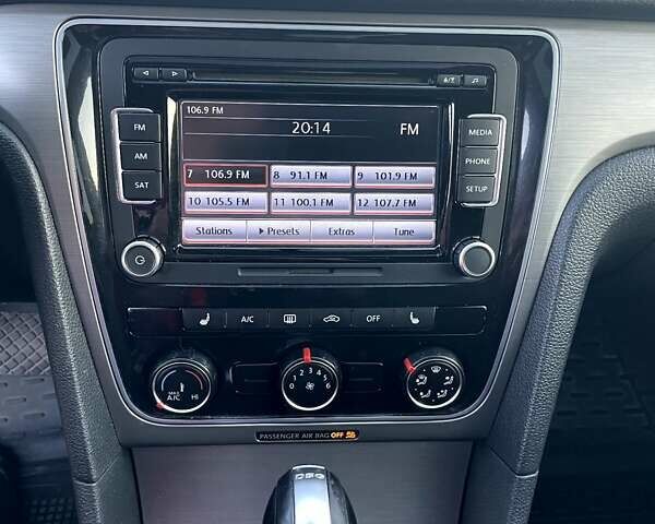 Сірий Фольксваген Пассат, об'ємом двигуна 1.97 л та пробігом 266 тис. км за 11500 $, фото 4 на Automoto.ua