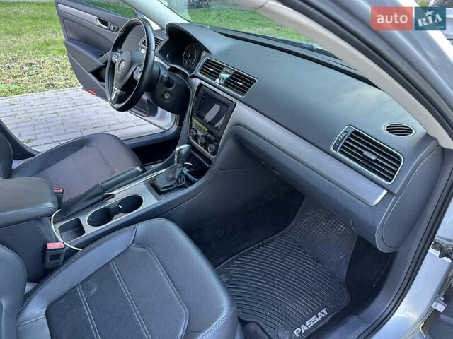 Серый Фольксваген Пассат, объемом двигателя 2 л и пробегом 211 тыс. км за 11300 $, фото 23 на Automoto.ua