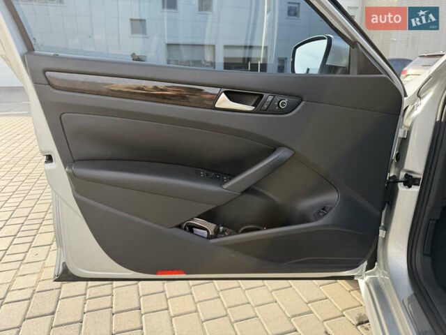 Сірий Фольксваген Пассат, об'ємом двигуна 2 л та пробігом 217 тис. км за 12600 $, фото 15 на Automoto.ua