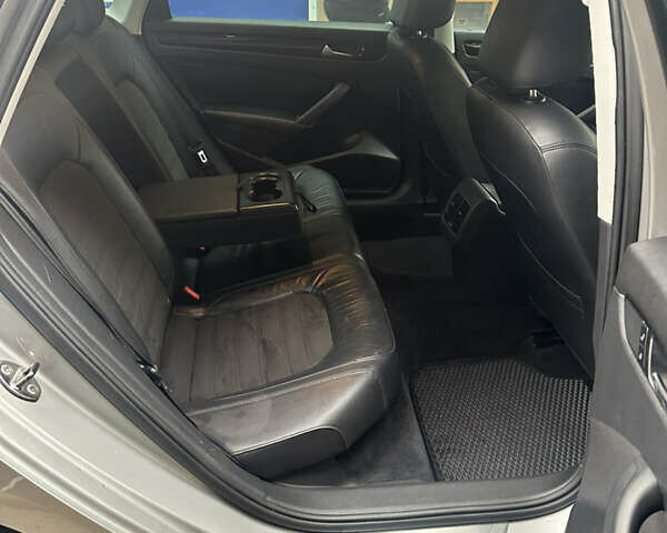 Сірий Фольксваген Пассат, об'ємом двигуна 1.97 л та пробігом 262 тис. км за 12500 $, фото 15 на Automoto.ua