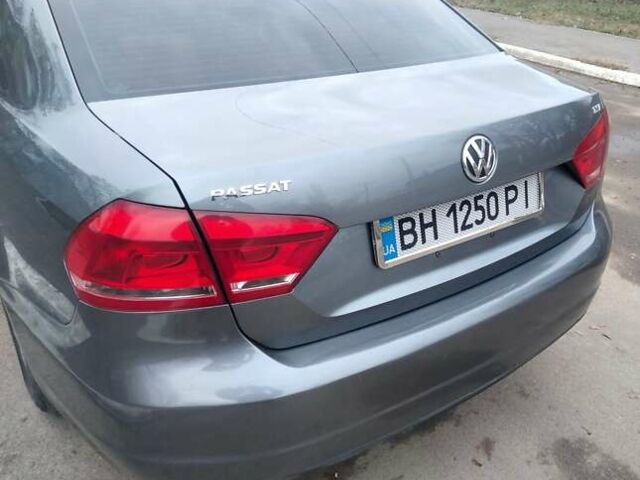 Серый Фольксваген Пассат, объемом двигателя 1.8 л и пробегом 118 тыс. км за 11399 $, фото 1 на Automoto.ua