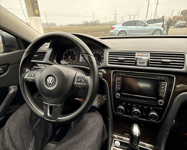 Серый Фольксваген Пассат, объемом двигателя 1.97 л и пробегом 189 тыс. км за 12200 $, фото 36 на Automoto.ua