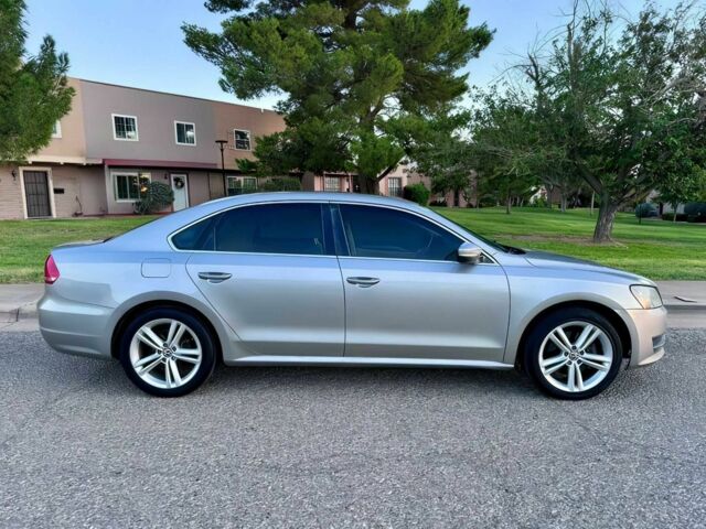 Сірий Фольксваген Пассат, об'ємом двигуна 2.5 л та пробігом 80 тис. км за 3800 $, фото 5 на Automoto.ua