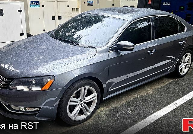 Сірий Фольксваген Пассат, об'ємом двигуна 1.8 л та пробігом 230 тис. км за 12000 $, фото 1 на Automoto.ua