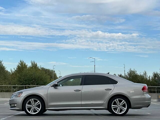 Сірий Фольксваген Пассат, об'ємом двигуна 1.8 л та пробігом 175 тис. км за 8350 $, фото 7 на Automoto.ua