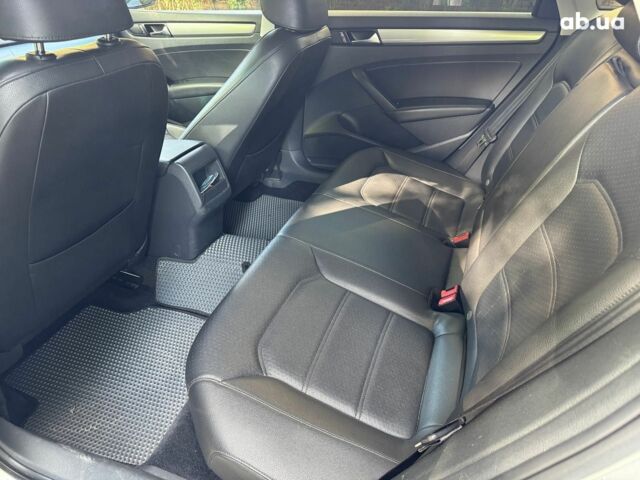 Серый Фольксваген Пассат, объемом двигателя 1.8 л и пробегом 245 тыс. км за 11390 $, фото 15 на Automoto.ua