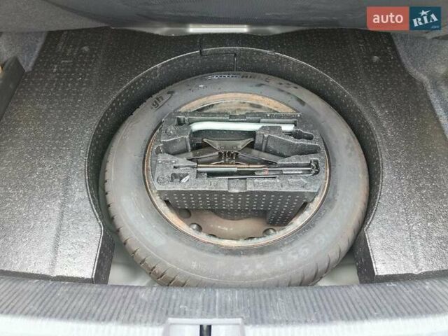 Серый Фольксваген Пассат, объемом двигателя 1.8 л и пробегом 146 тыс. км за 9800 $, фото 23 на Automoto.ua