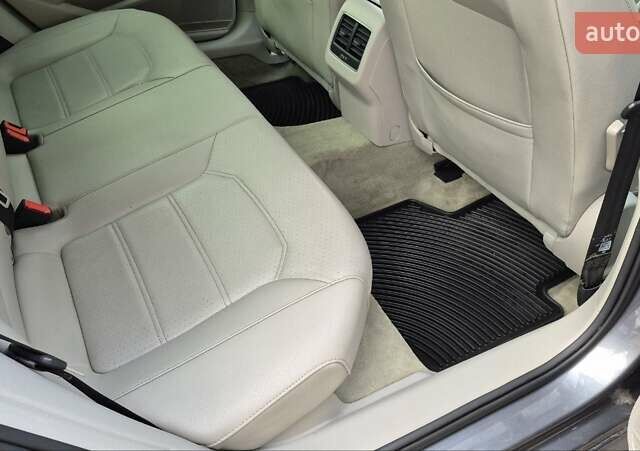 Серый Фольксваген Пассат, объемом двигателя 2 л и пробегом 199 тыс. км за 10800 $, фото 20 на Automoto.ua