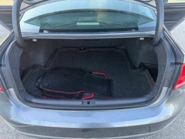 Серый Фольксваген Пассат, объемом двигателя 2 л и пробегом 146 тыс. км за 5000 $, фото 11 на Automoto.ua