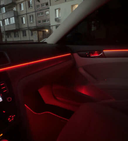 Сірий Фольксваген Пассат, об'ємом двигуна 1.8 л та пробігом 230 тис. км за 10500 $, фото 13 на Automoto.ua