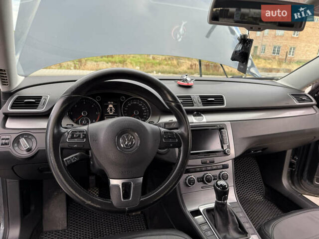 Серый Фольксваген Пассат, объемом двигателя 1.6 л и пробегом 217 тыс. км за 11999 $, фото 17 на Automoto.ua