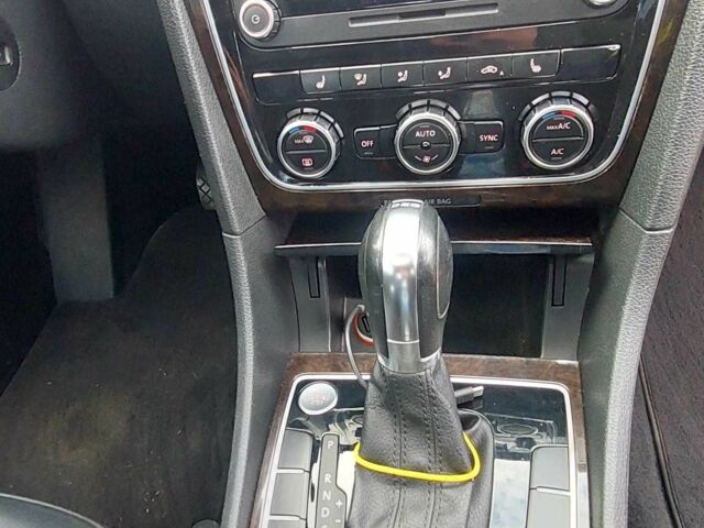 Сірий Фольксваген Пассат, об'ємом двигуна 2 л та пробігом 226 тис. км за 11700 $, фото 10 на Automoto.ua