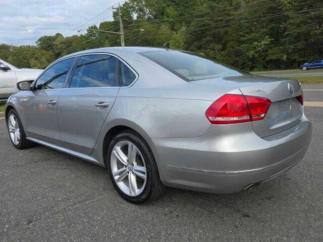 Серый Фольксваген Пассат, объемом двигателя 2 л и пробегом 83 тыс. км за 4700 $, фото 6 на Automoto.ua