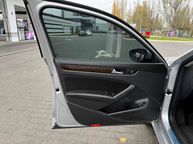 Серый Фольксваген Пассат, объемом двигателя 2 л и пробегом 110 тыс. км за 13200 $, фото 15 на Automoto.ua