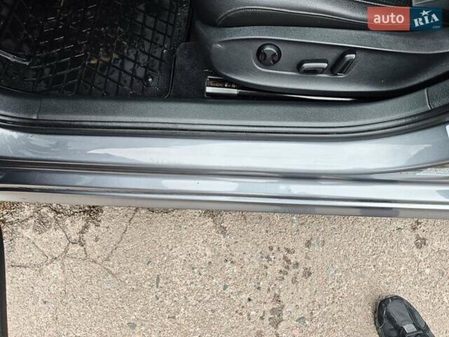 Сірий Фольксваген Пассат, об'ємом двигуна 1.8 л та пробігом 130 тис. км за 10999 $, фото 17 на Automoto.ua