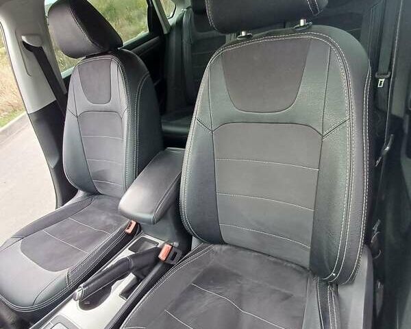 Серый Фольксваген Пассат, объемом двигателя 1.8 л и пробегом 150 тыс. км за 10500 $, фото 9 на Automoto.ua