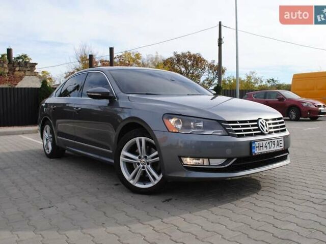 Сірий Фольксваген Пассат, об'ємом двигуна 1.97 л та пробігом 235 тис. км за 13700 $, фото 4 на Automoto.ua