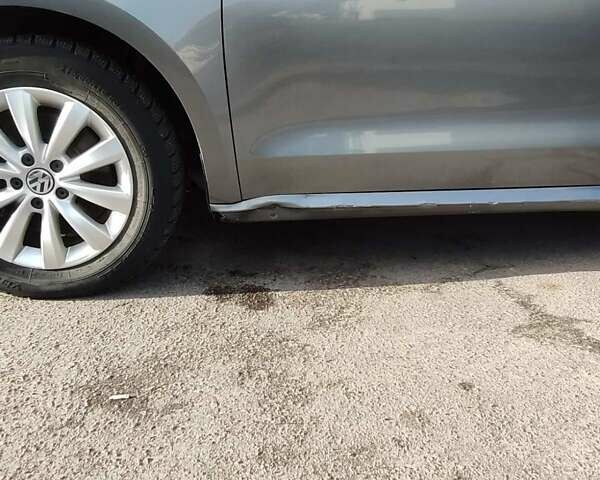 Сірий Фольксваген Пассат, об'ємом двигуна 1.8 л та пробігом 160 тис. км за 8500 $, фото 7 на Automoto.ua