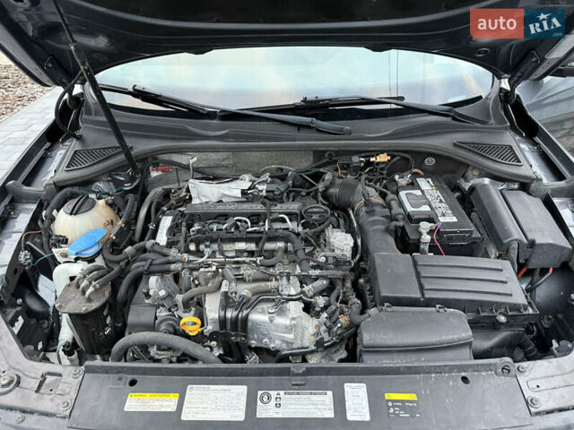 Серый Фольксваген Пассат, объемом двигателя 1.97 л и пробегом 220 тыс. км за 11500 $, фото 13 на Automoto.ua