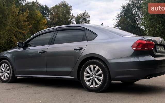 Серый Фольксваген Пассат, объемом двигателя 1.8 л и пробегом 249 тыс. км за 7950 $, фото 2 на Automoto.ua