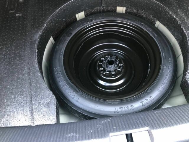 Сірий Фольксваген Пассат, об'ємом двигуна 2 л та пробігом 214 тис. км за 13200 $, фото 6 на Automoto.ua