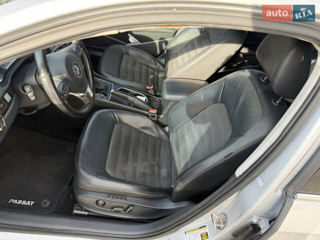Сірий Фольксваген Пассат, об'ємом двигуна 2 л та пробігом 217 тис. км за 12600 $, фото 18 на Automoto.ua