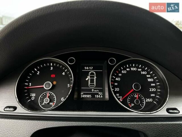 Сірий Фольксваген Пассат, об'ємом двигуна 1.6 л та пробігом 350 тис. км за 10999 $, фото 33 на Automoto.ua
