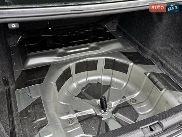 Серый Фольксваген Пассат, объемом двигателя 1.8 л и пробегом 197 тыс. км за 10499 $, фото 65 на Automoto.ua