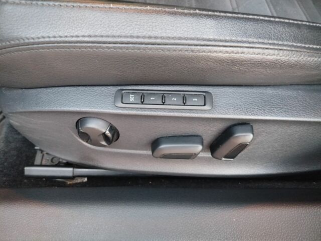 Сірий Фольксваген Пассат, об'ємом двигуна 2 л та пробігом 256 тис. км за 11100 $, фото 13 на Automoto.ua