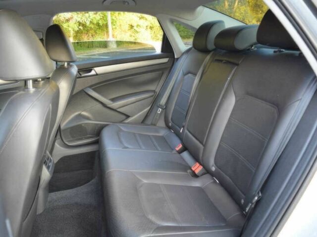 Серый Фольксваген Пассат, объемом двигателя 2 л и пробегом 82 тыс. км за 7800 $, фото 11 на Automoto.ua