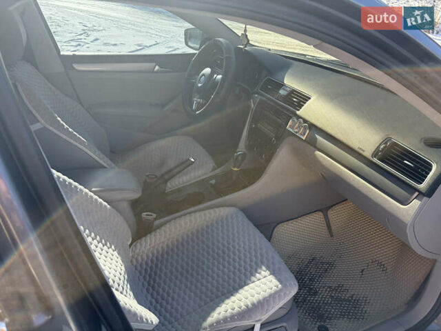 Сірий Фольксваген Пассат, об'ємом двигуна 1.8 л та пробігом 143 тис. км за 10700 $, фото 20 на Automoto.ua