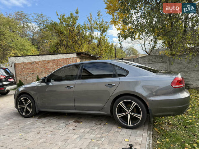 Сірий Фольксваген Пассат, об'ємом двигуна 1.8 л та пробігом 250 тис. км за 8999 $, фото 16 на Automoto.ua