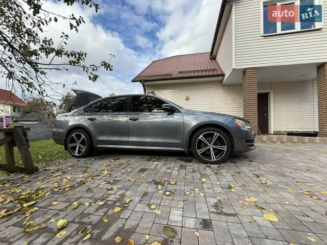 Сірий Фольксваген Пассат, об'ємом двигуна 1.8 л та пробігом 250 тис. км за 8999 $, фото 6 на Automoto.ua