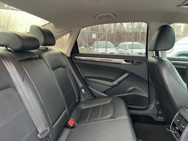 Серый Фольксваген Пассат, объемом двигателя 1.8 л и пробегом 173 тыс. км за 13300 $, фото 19 на Automoto.ua