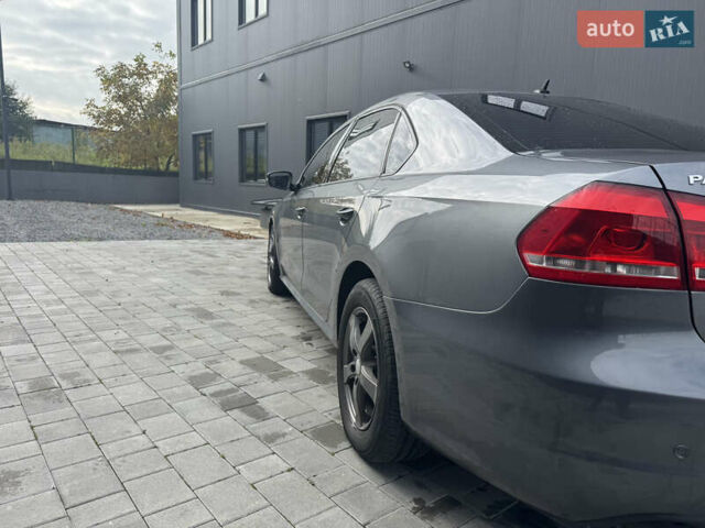 Сірий Фольксваген Пассат, об'ємом двигуна 1.8 л та пробігом 249 тис. км за 9100 $, фото 6 на Automoto.ua