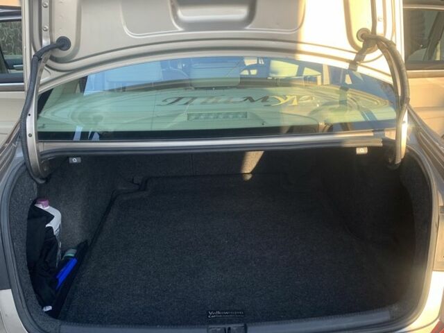 Сірий Фольксваген Пассат, об'ємом двигуна 0 л та пробігом 260 тис. км за 11600 $, фото 3 на Automoto.ua