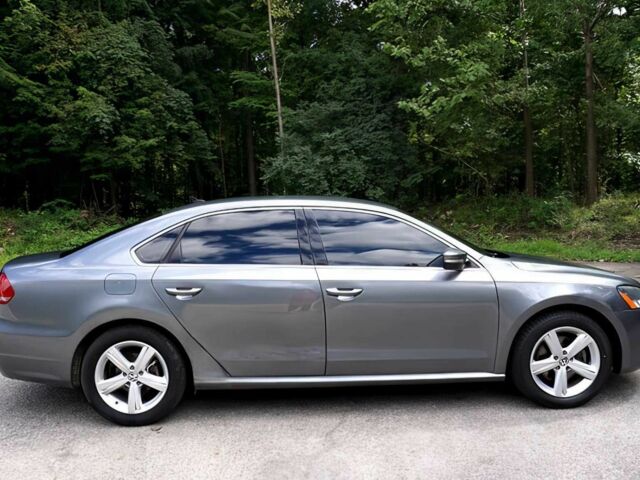 Сірий Фольксваген Пассат, об'ємом двигуна 1.8 л та пробігом 77 тис. км за 8250 $, фото 6 на Automoto.ua