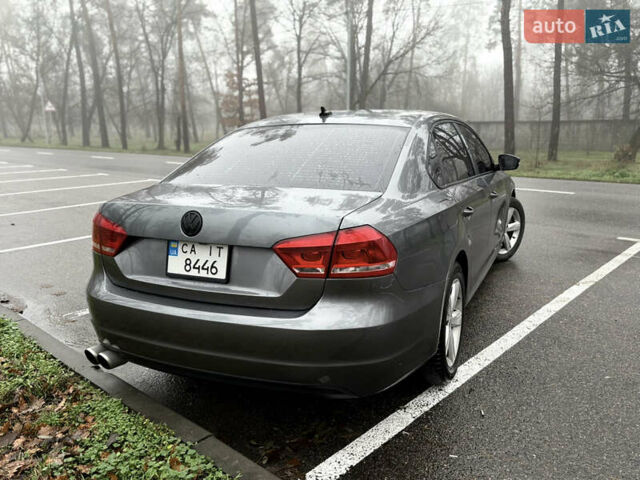 Серый Фольксваген Пассат, объемом двигателя 1.8 л и пробегом 255 тыс. км за 8500 $, фото 4 на Automoto.ua