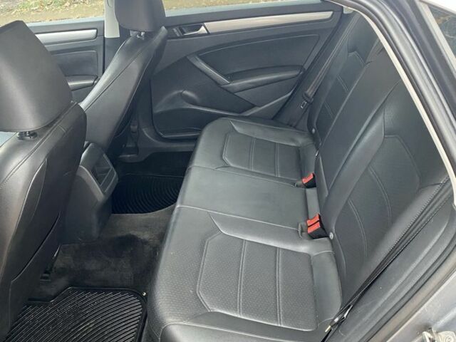 Серый Фольксваген Пассат, объемом двигателя 1.8 л и пробегом 129 тыс. км за 11500 $, фото 15 на Automoto.ua