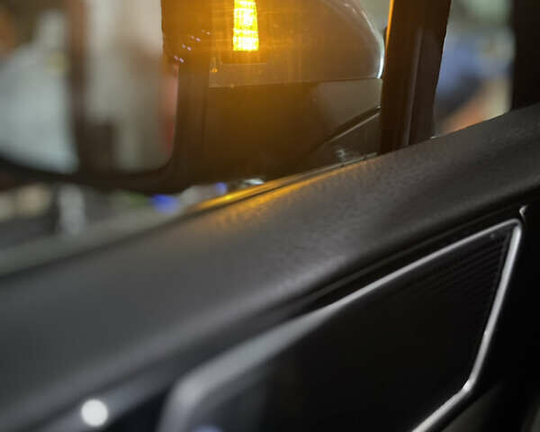 Серый Фольксваген Пассат, объемом двигателя 1.97 л и пробегом 190 тыс. км за 18700 $, фото 19 на Automoto.ua